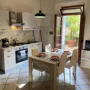 Appartamento Great In The Heart Of